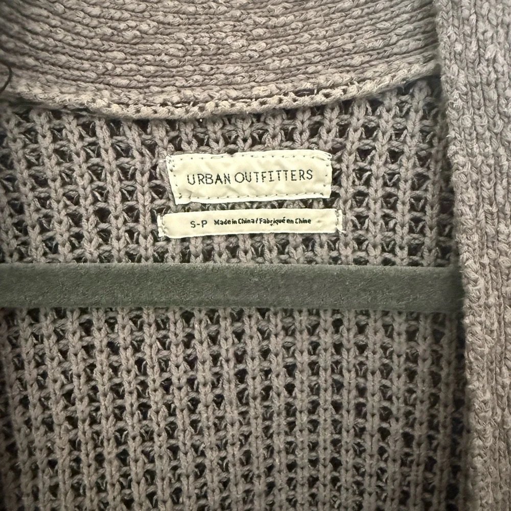 Urban Outfitters Knit Sweater - Picture 2 of 4